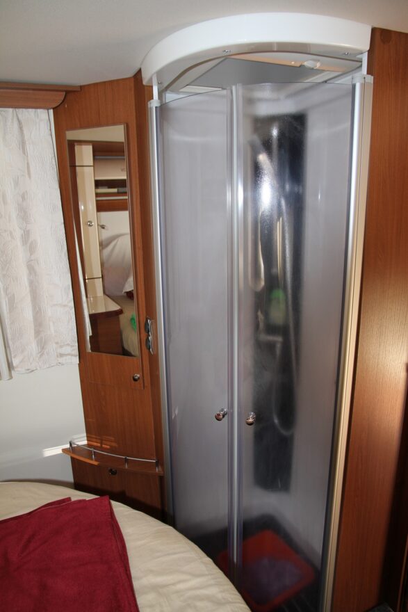 photos.others