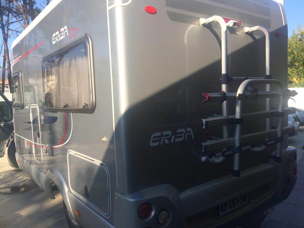 photos.external