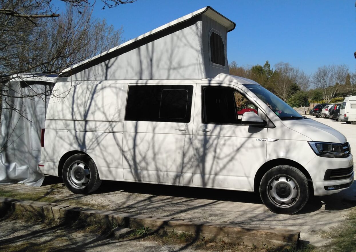 photos.external