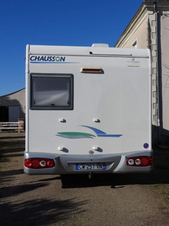 photos.external