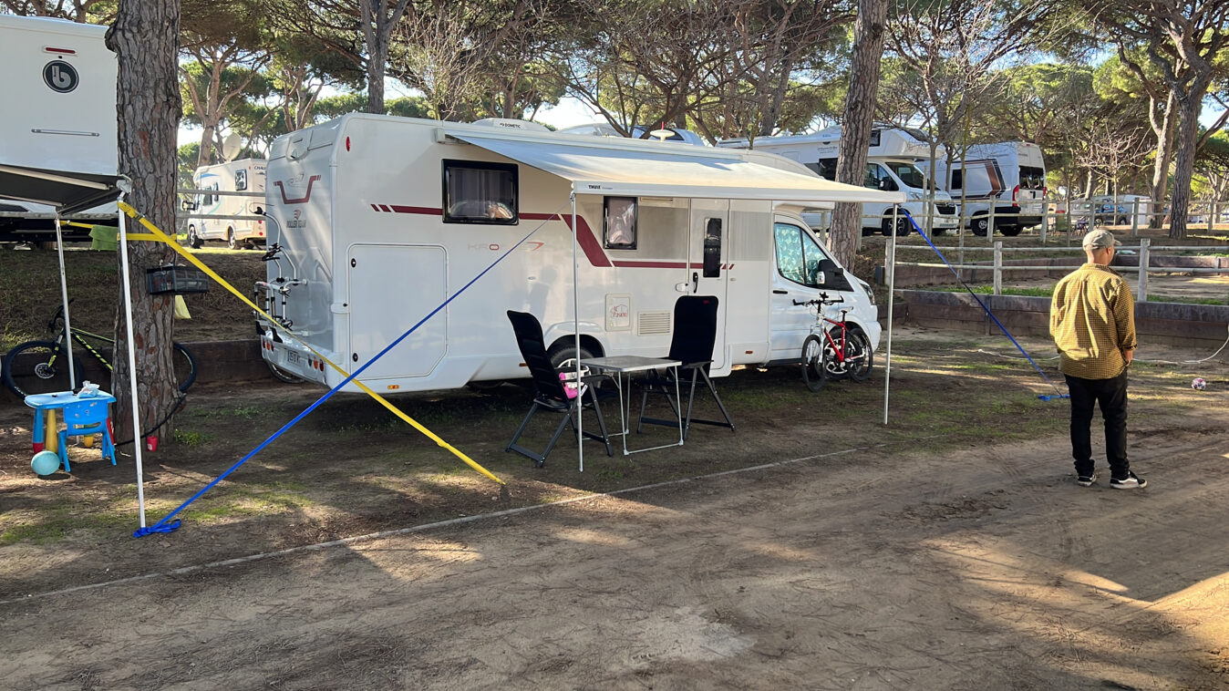 photos.external