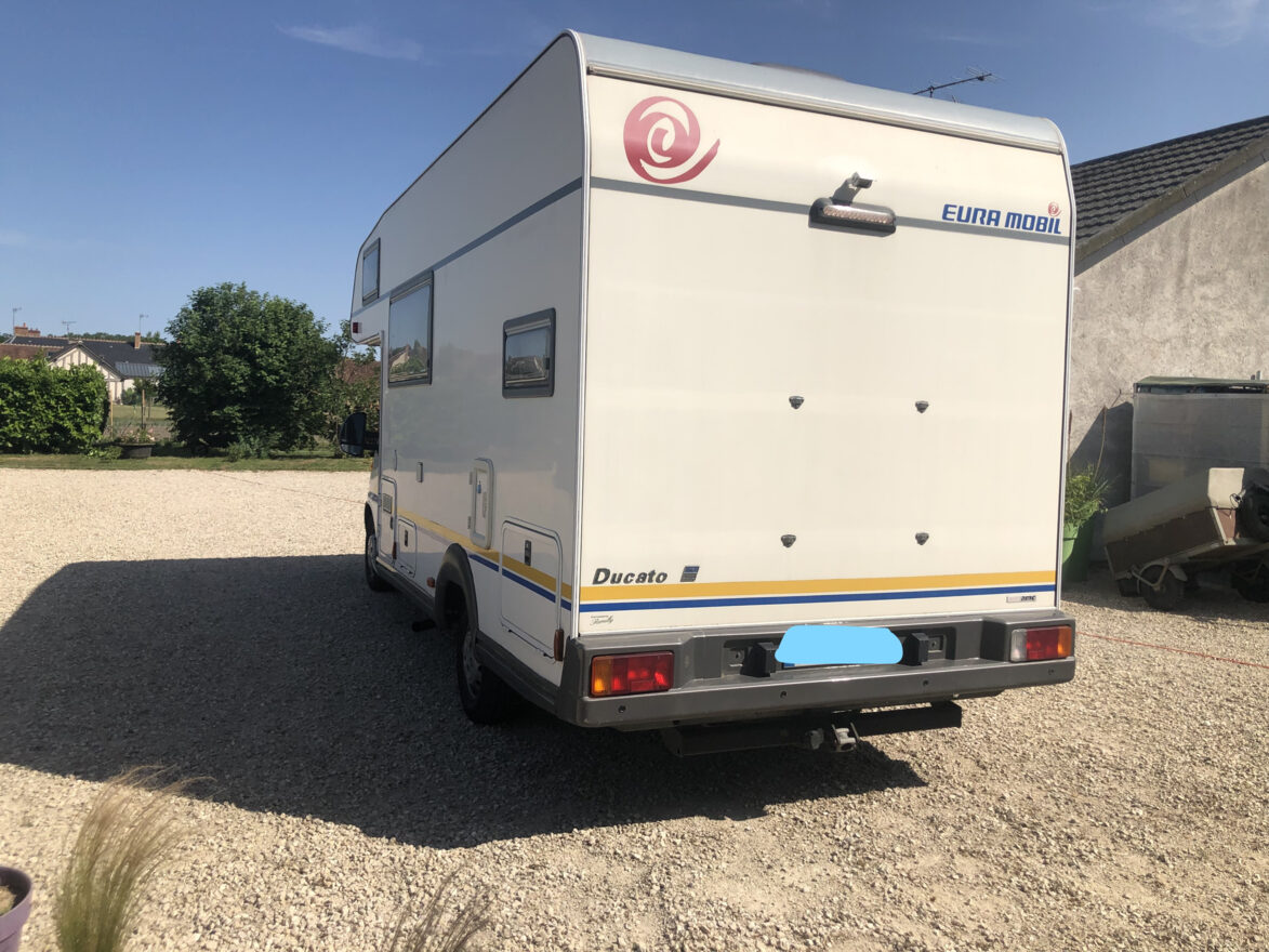 photos.external
