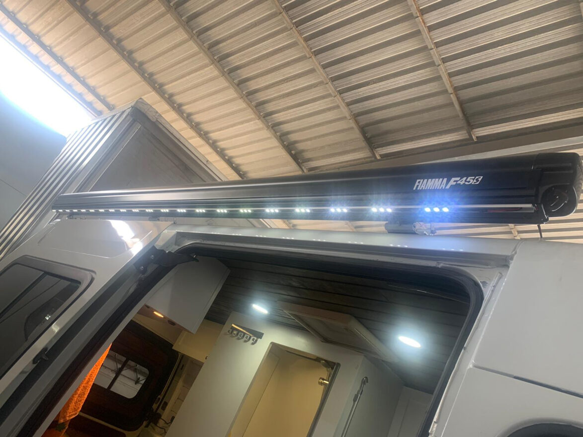 photos.others