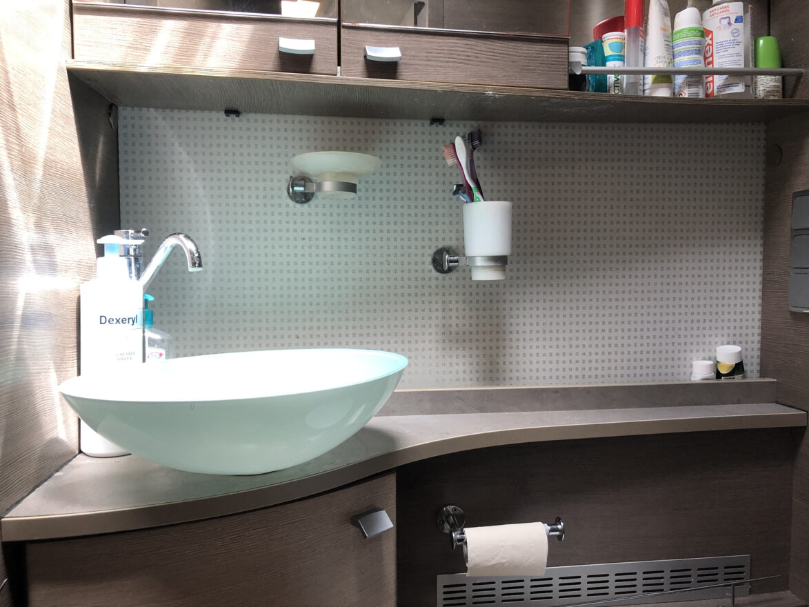 photos.bathroom