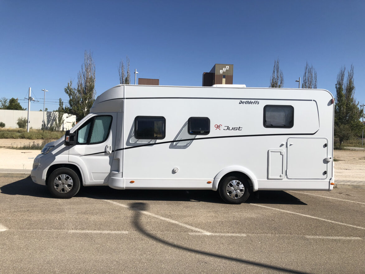 photos.external