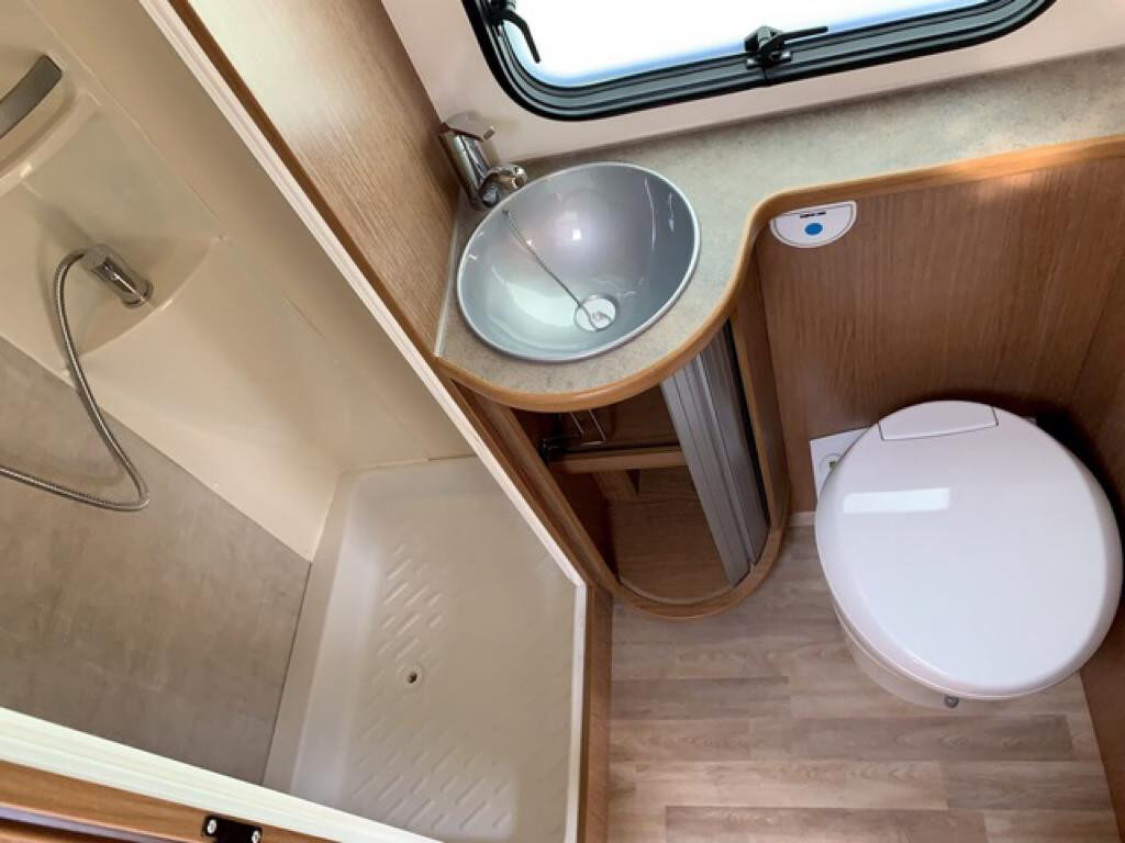 photos.bathroom