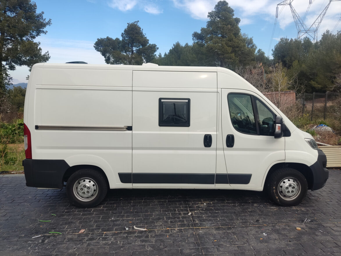 photos.external