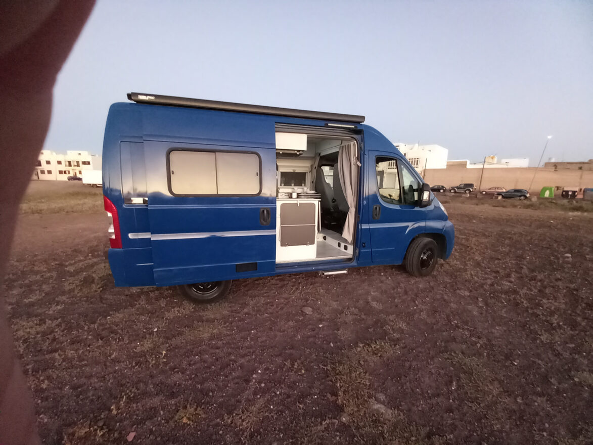 photos.external