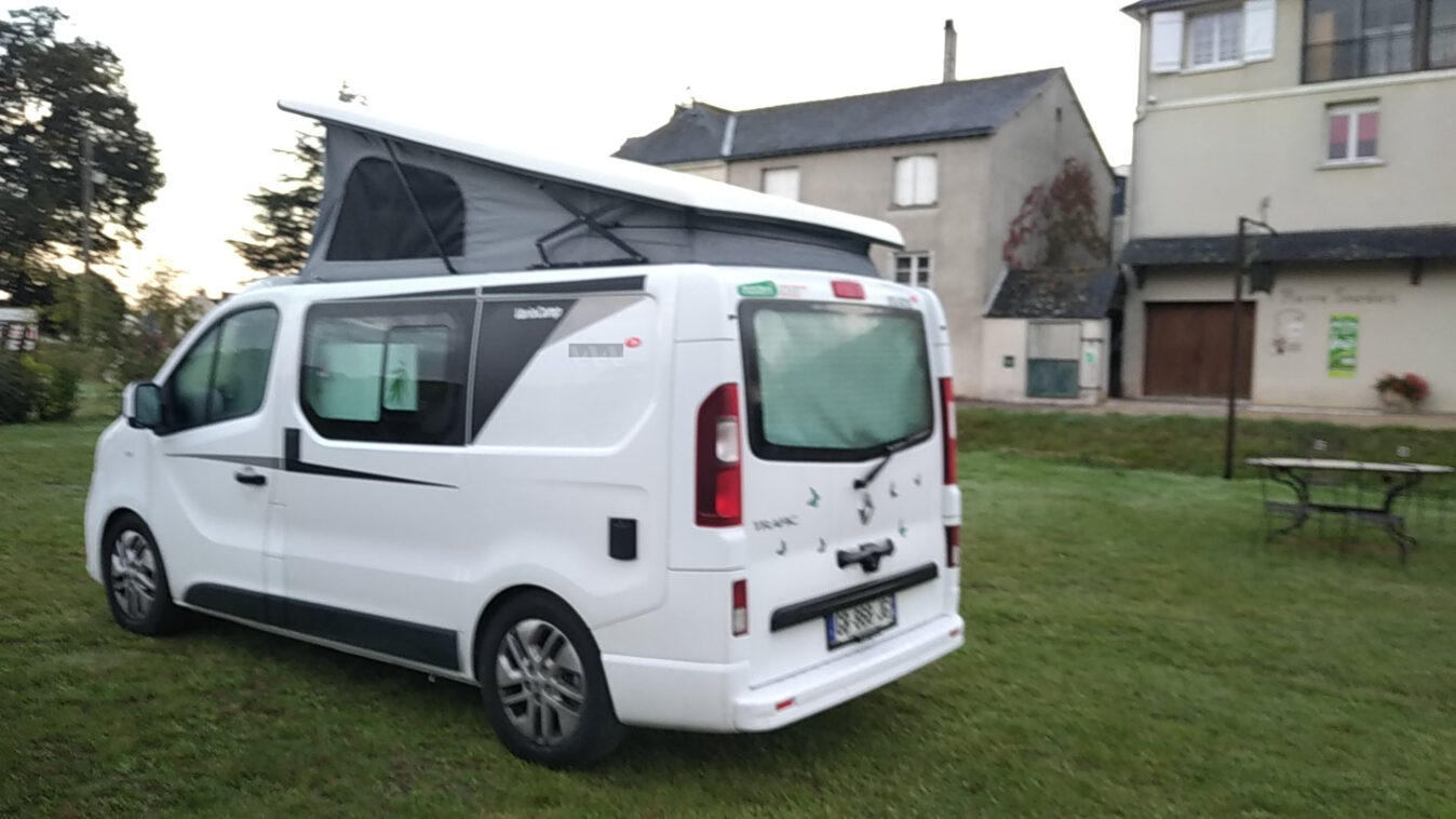 photos.external