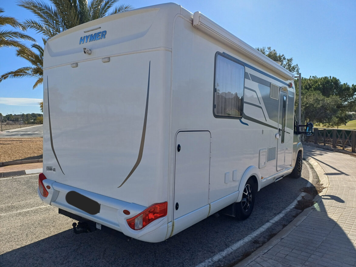 photos.external