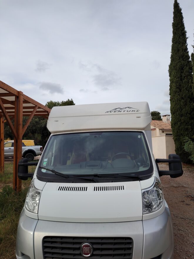 photos.external
