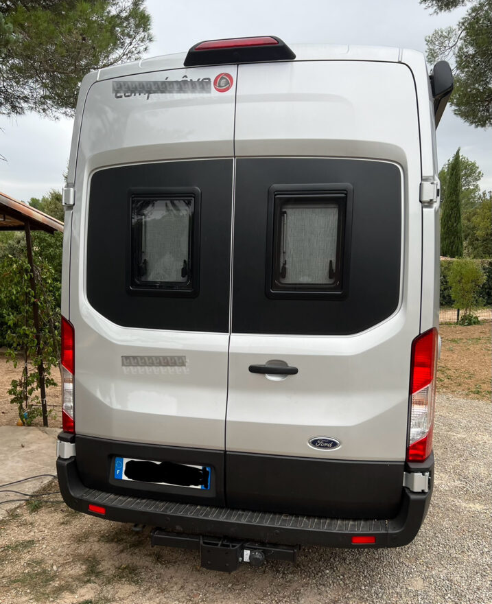 photos.external
