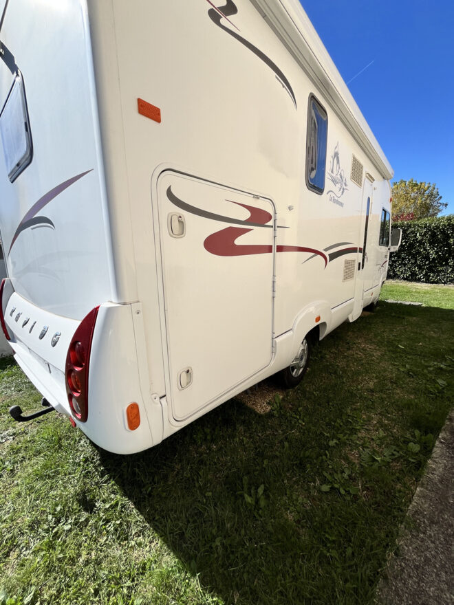 photos.external