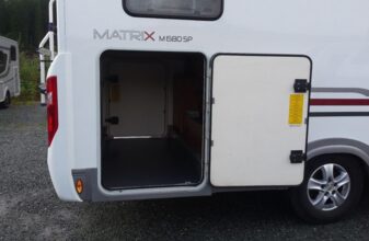 photos.external