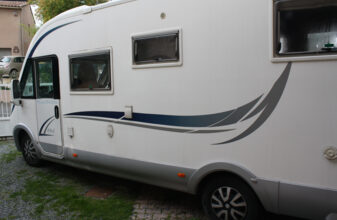 photos.external