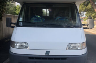 KNAUS LIVE TRAVELLER 550 DB