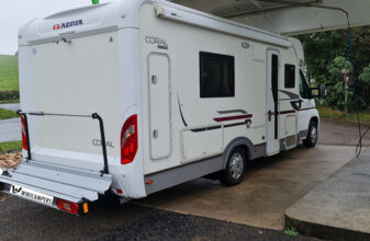 photos.external
