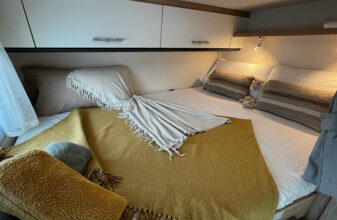 photos.couch