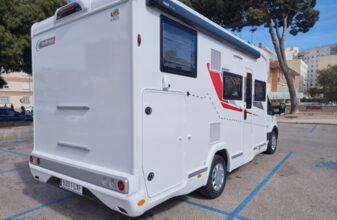 photos.external