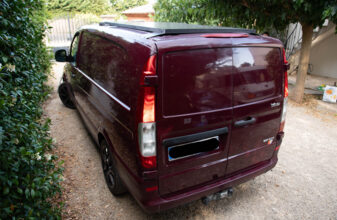 photos.external