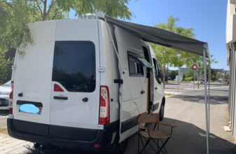 photos.external