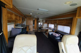 photos.external