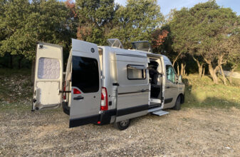 photos.external