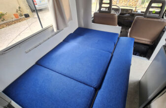 photos.couch