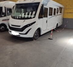 MC LOUIS NEVIS 881G