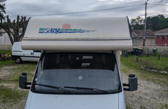 photos.external