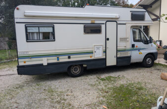 photos.external