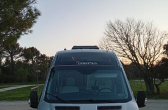 photos.external