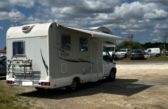 photos.external