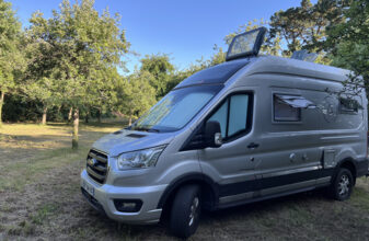 photos.external