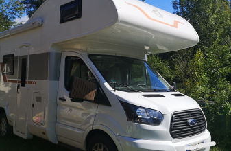 Ford CI AUTOHOMES ci manoa 79 M image