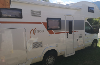 Ford CI AUTOHOMES ci manoa 79 M image