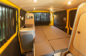 Volkswagen TRANSPORTEUR T5 image