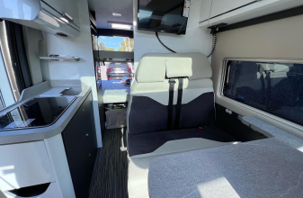  MC LOUIS MENFYS image