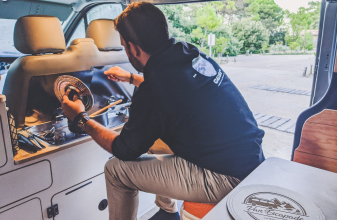 Opel VIVARO Moteur 2L 115cv image