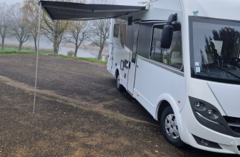 Citroen BURSTNER LYSEO I 734 G HARMONY LINE 130 CH