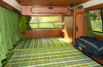 Volkswagen WESTFALIA T2 BAY WINDOW origine westfalia image