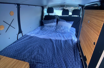 Volkswagen VAN MANIA Transporter T6 Edition DSG 150 image