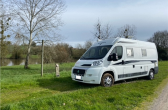 Fiat FONT VENDOME LEADER CAMP  2.3 JTD  130 CV image