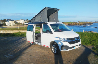 Volkswagen VOLKSWAGEN T6.1 image