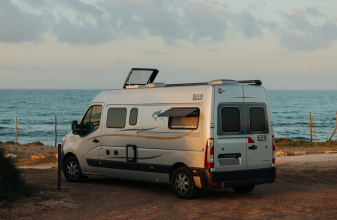 RENAULT BURSTNER DELFIN C621 image