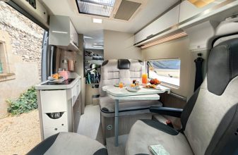 Fiat CHAUSSON V690 image